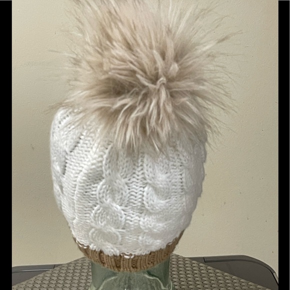 Sabbot Golf Hat - Picture 2 of 4